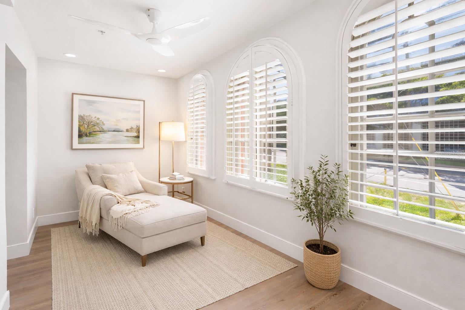 Image 22 of 71 For 1221 Palm Avenue 106-107