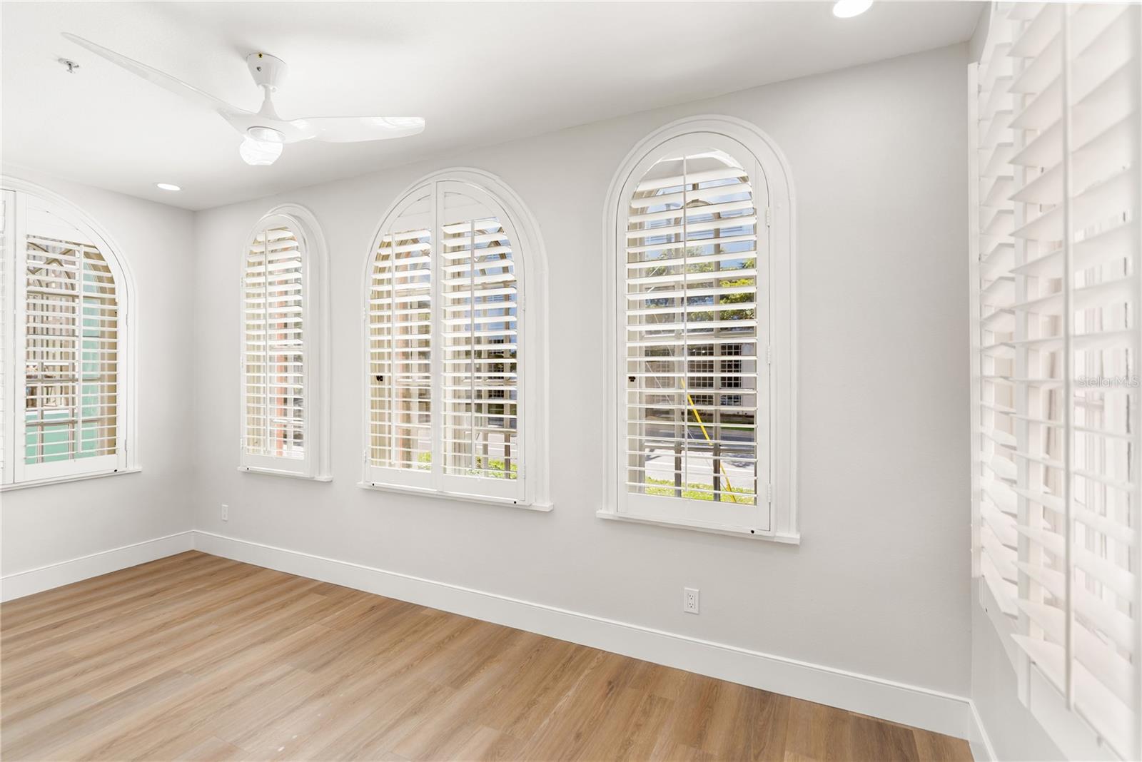 Image 24 of 71 For 1221 Palm Avenue 106-107