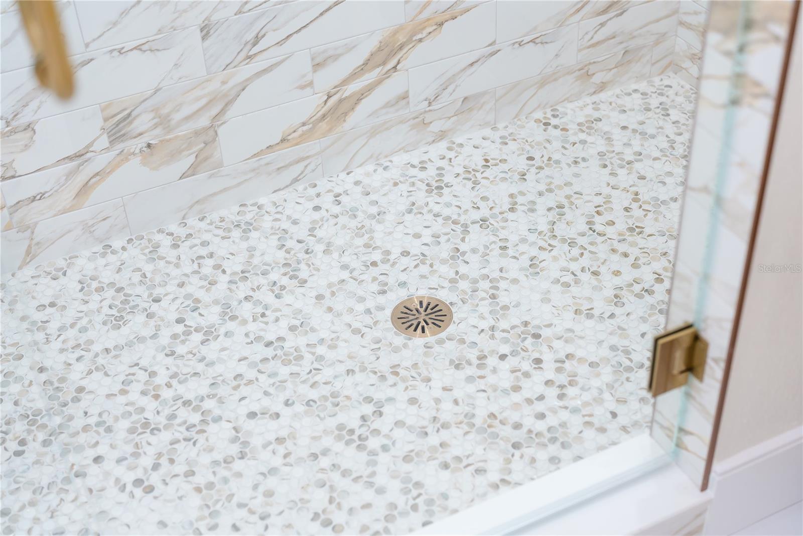 Image 36 of 71 For 1221 Palm Avenue 106-107