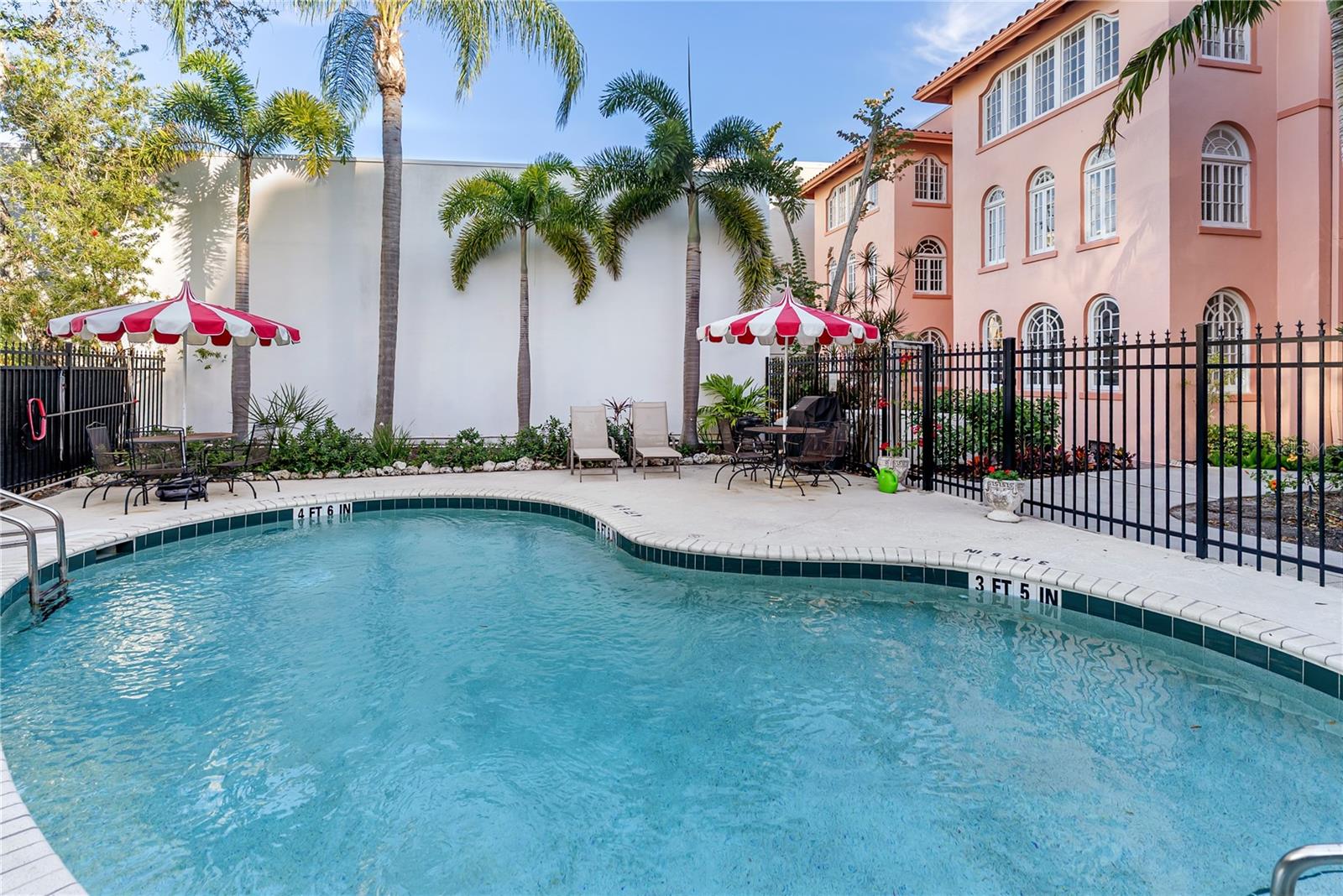 Image 59 of 71 For 1221 Palm Avenue 106-107