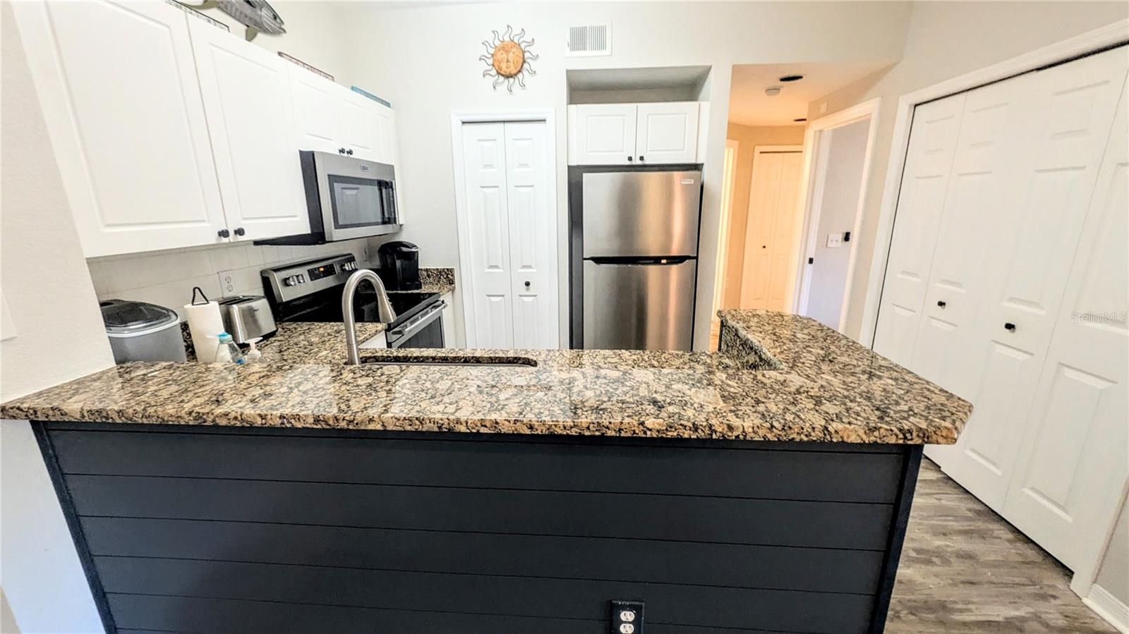 Image 7 of 34 For 5174 Northridge Road 108