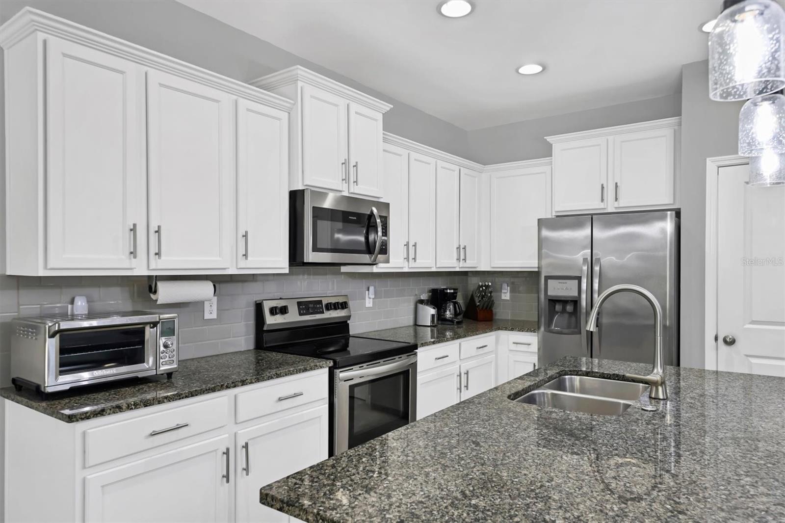 Image 16 of 53 For 8651 Stargazer Street