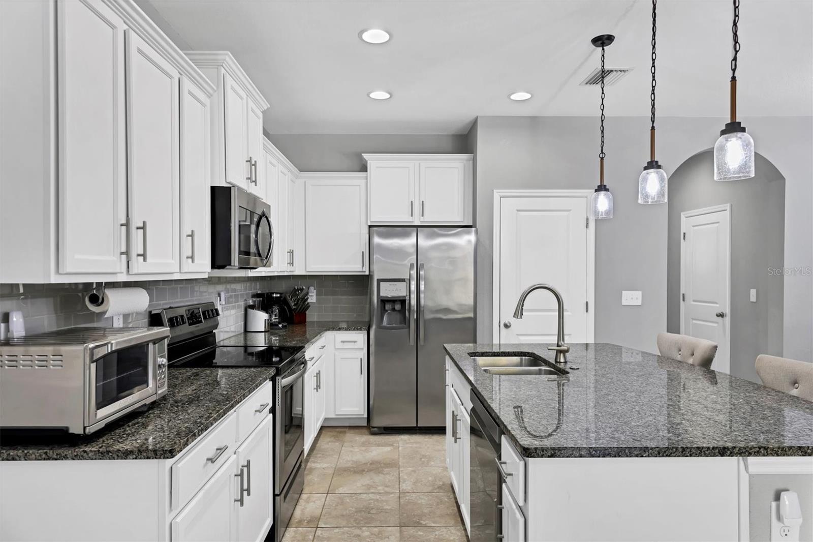 Image 17 of 53 For 8651 Stargazer Street