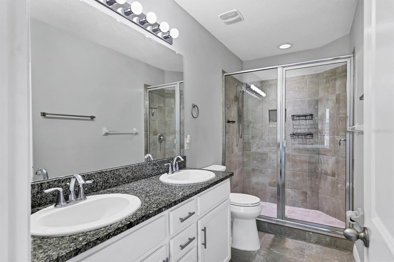 Image 24 of 53 For 8651 Stargazer Street