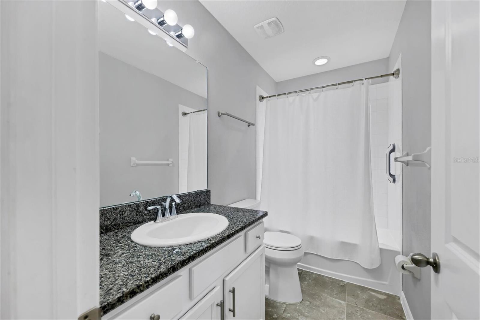 Image 28 of 53 For 8651 Stargazer Street