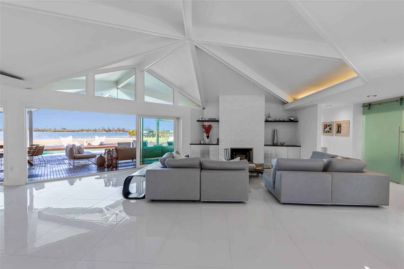 Image 14 of 40 For 1306 Lake Shore Drive