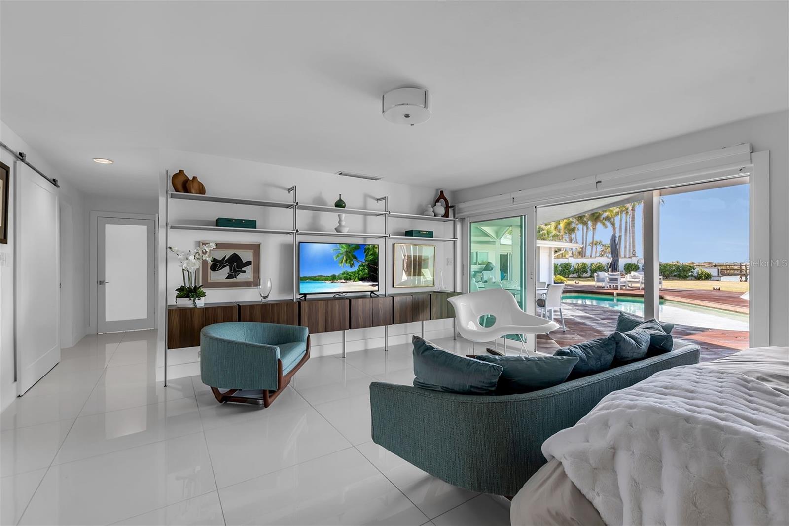 Image 21 of 40 For 1306 Lake Shore Drive