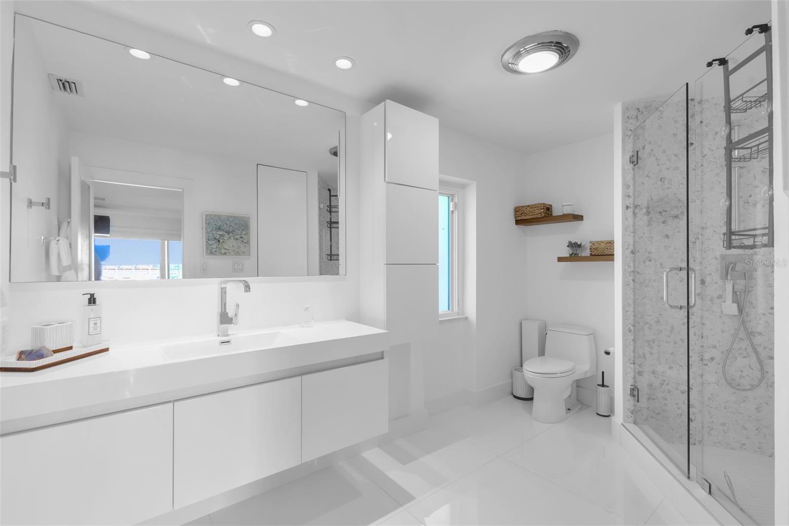 Image 29 of 40 For 1306 Lake Shore Drive