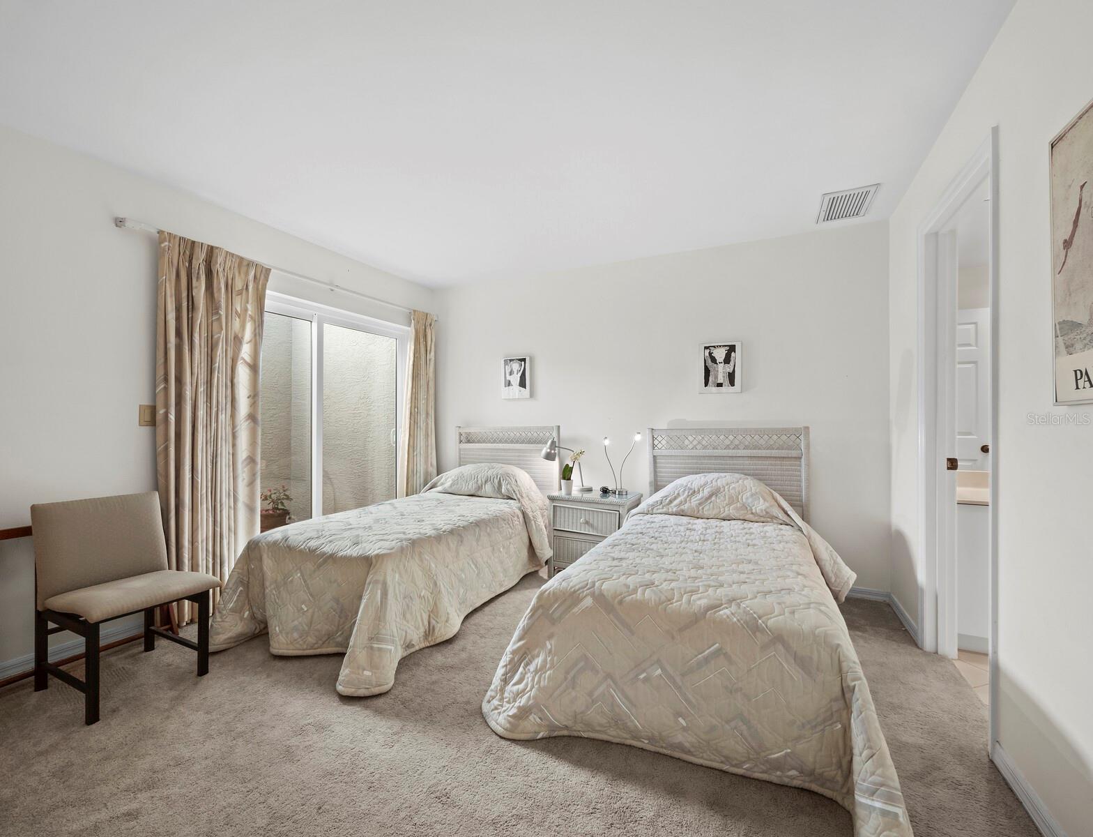 Image 20 of 40 For 3459 Byron Lane