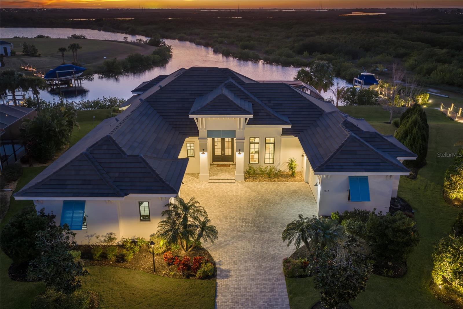 Image 2 of 51 For 1617 Channelside Place