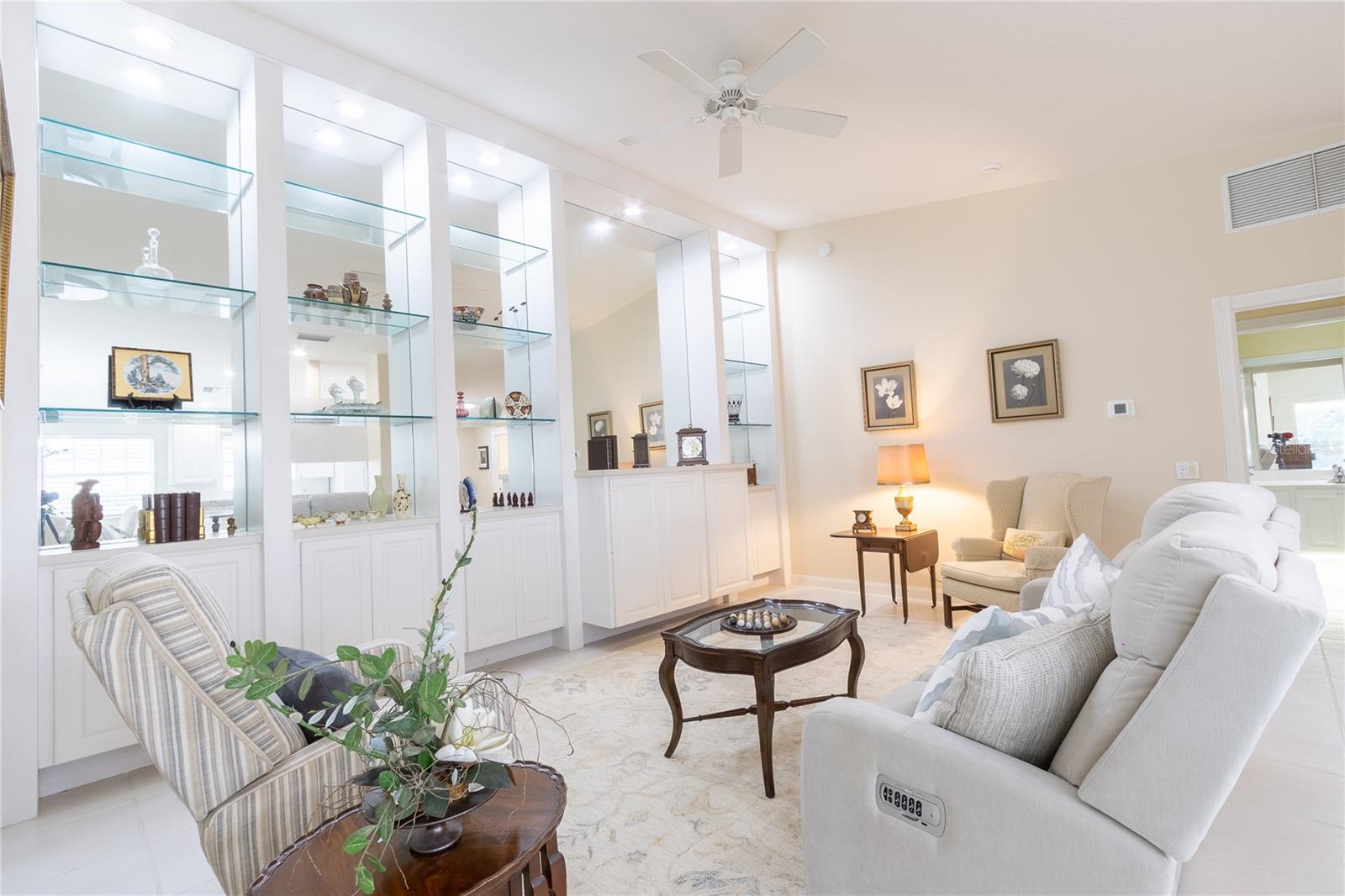 Image 12 of 54 For 8876 Estepona Court