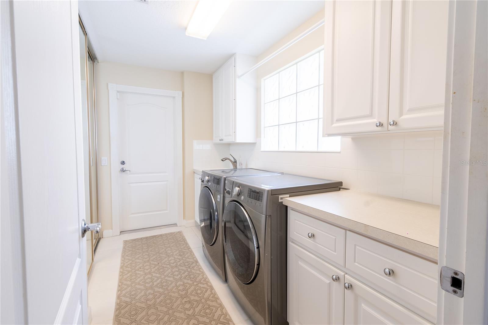 Image 23 of 54 For 8876 Estepona Court