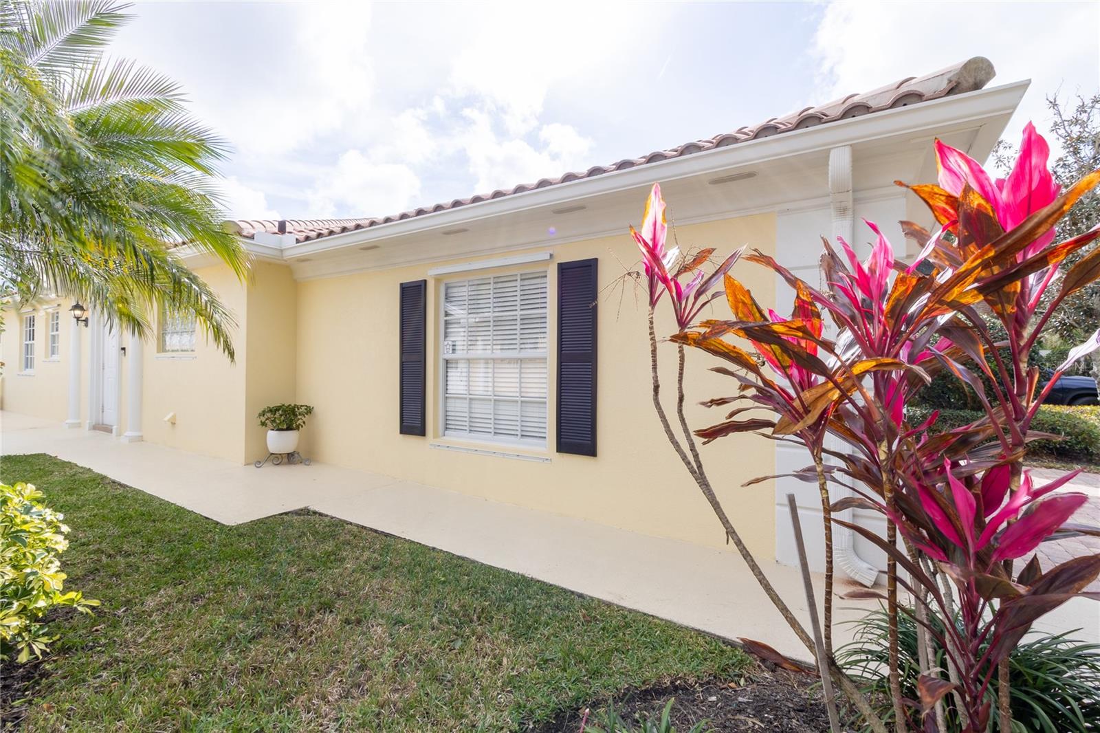 Image 24 of 54 For 8876 Estepona Court