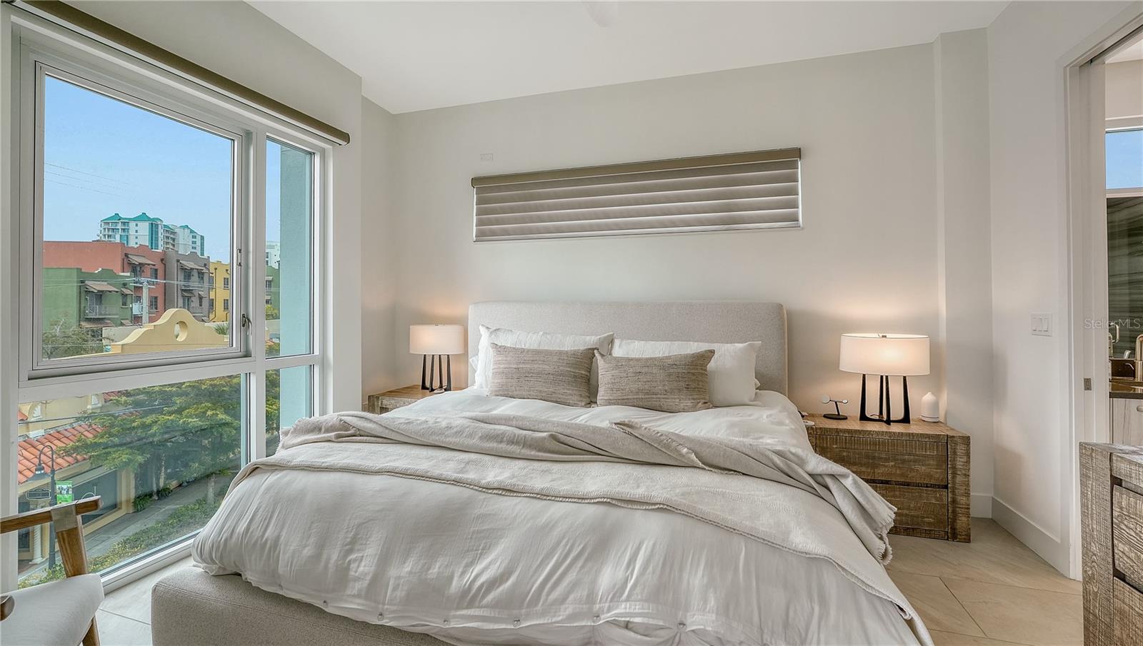 Image 22 of 48 For 635 Orange Avenue 301