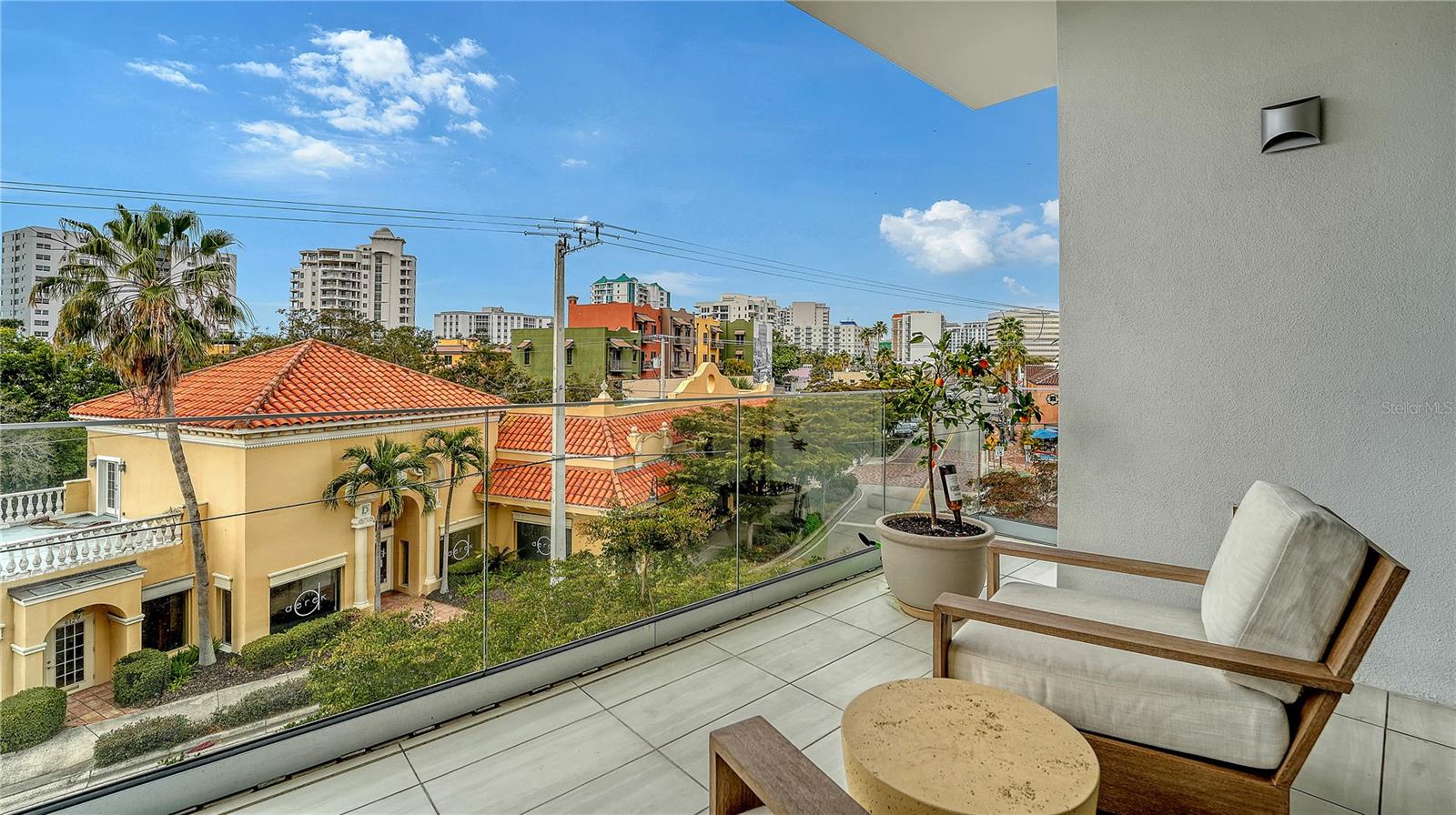 Image 38 of 48 For 635 Orange Avenue 301