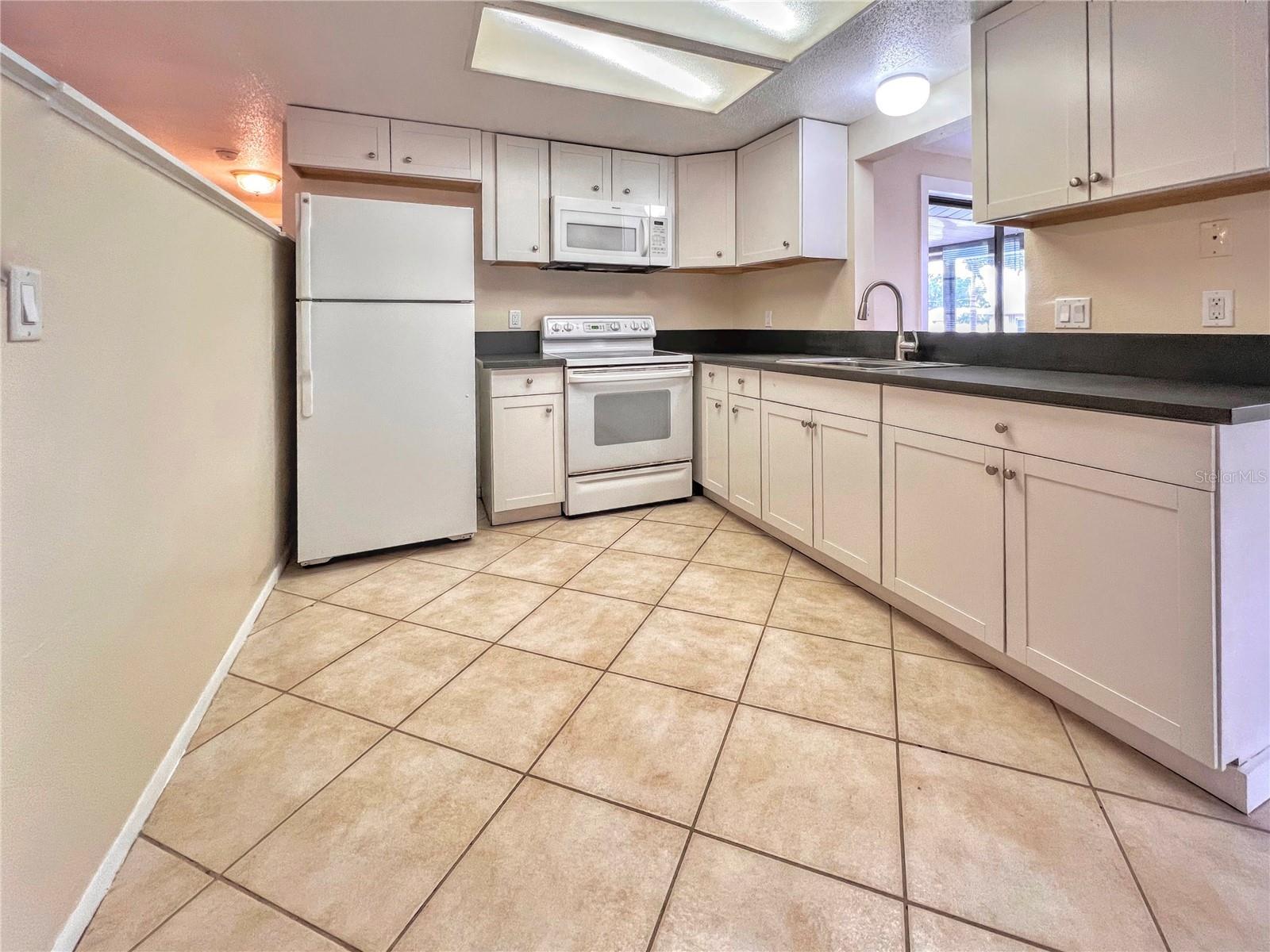 Image 4 of 11 For 71 Stanford Road