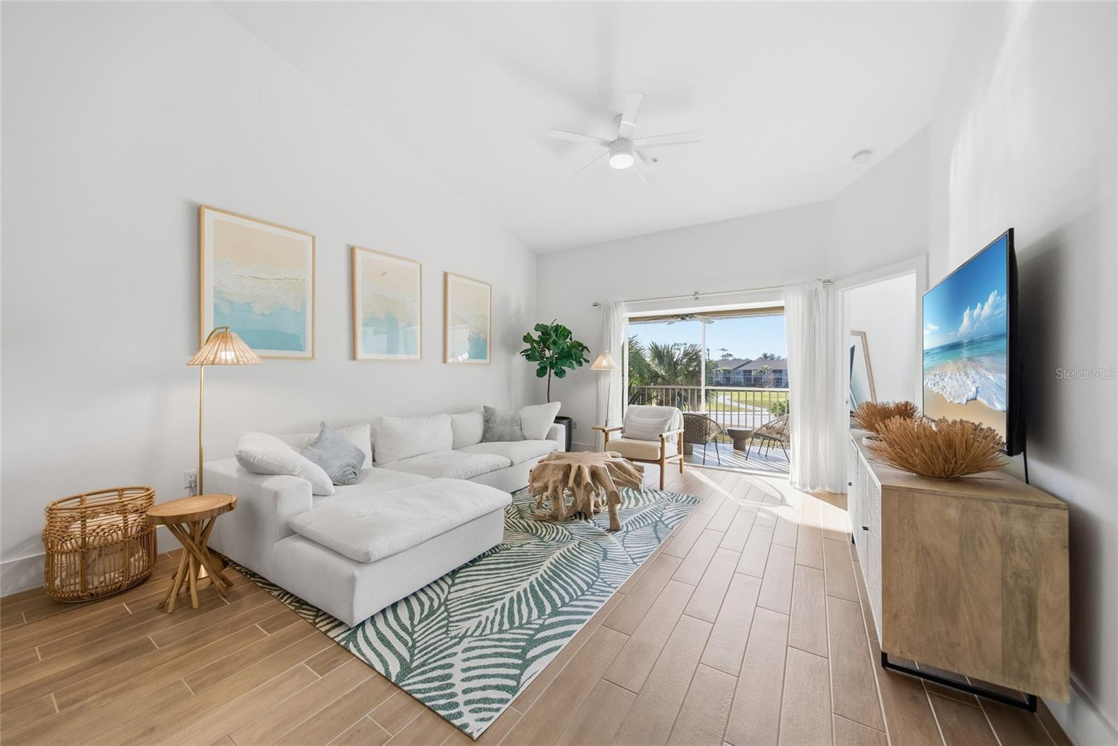 Image 13 of 41 For 5230 Hyland Hills Avenue 1325