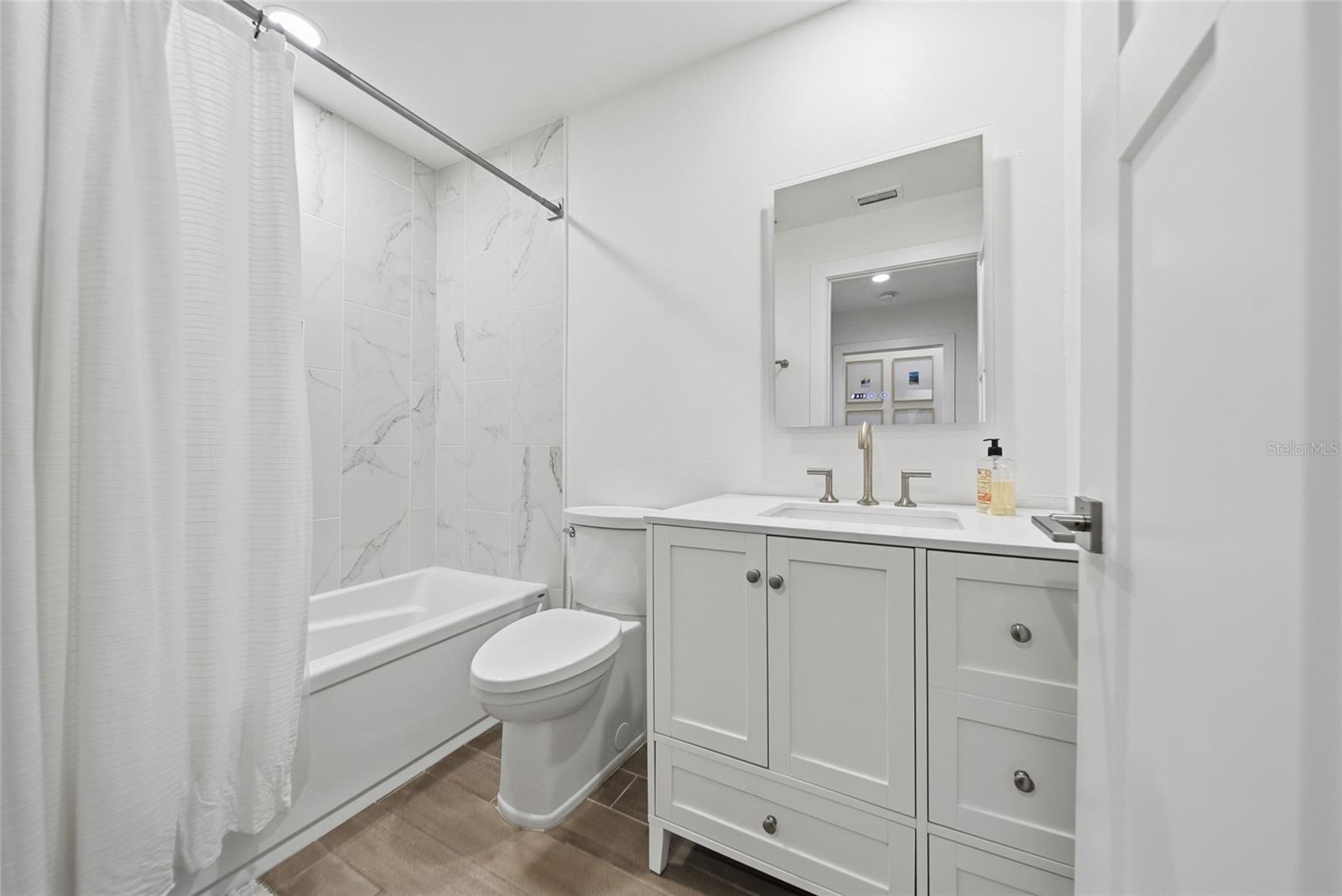 Image 25 of 41 For 5230 Hyland Hills Avenue 1325