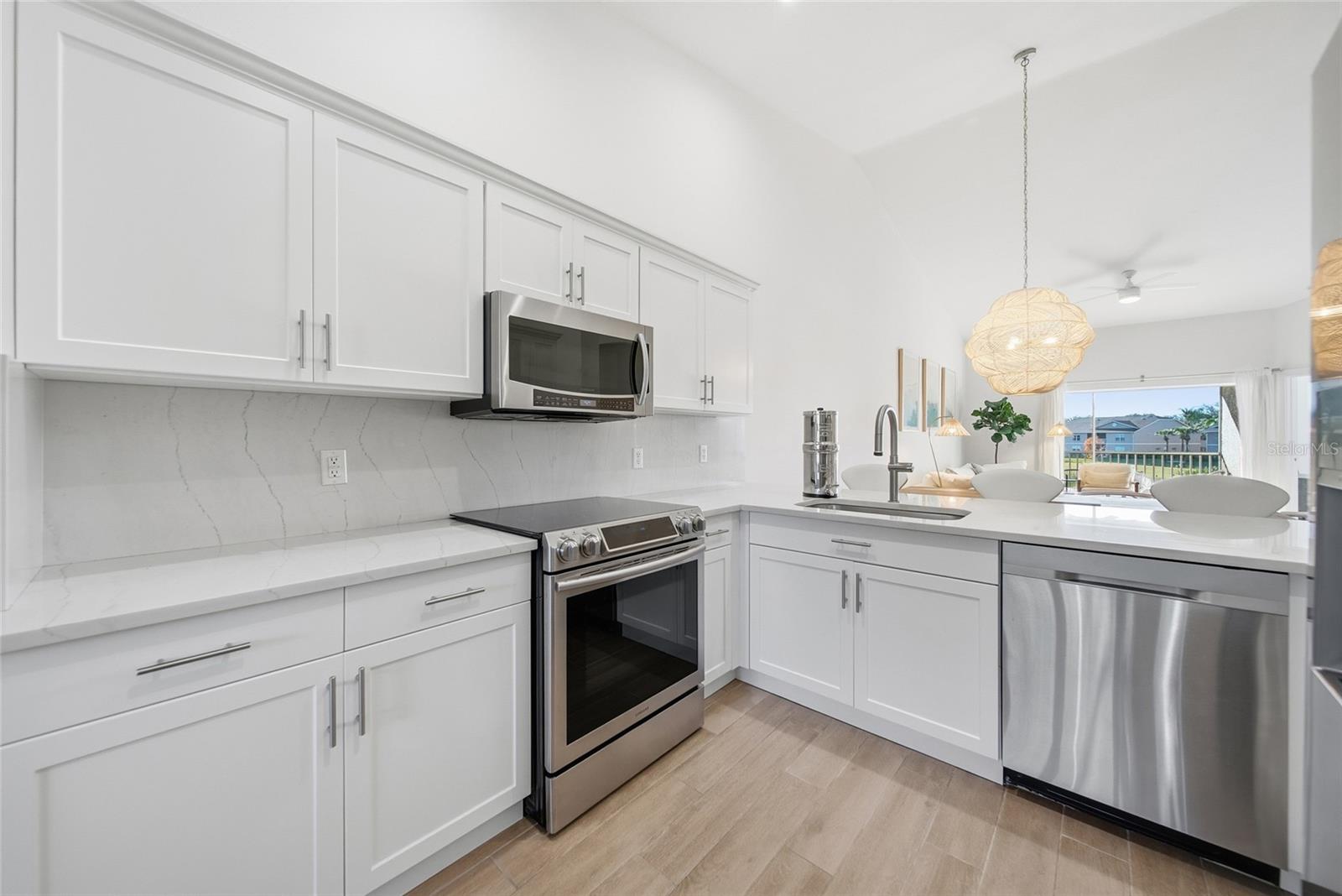 Image 6 of 41 For 5230 Hyland Hills Avenue 1325