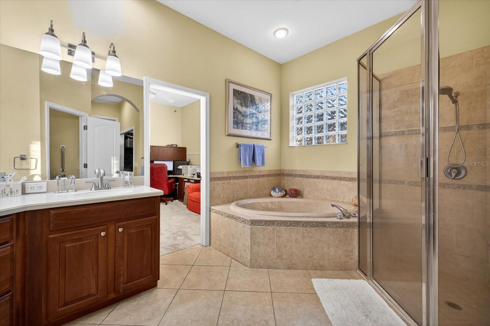 Image 29 of 50 For 5510 Longboat Boulevard