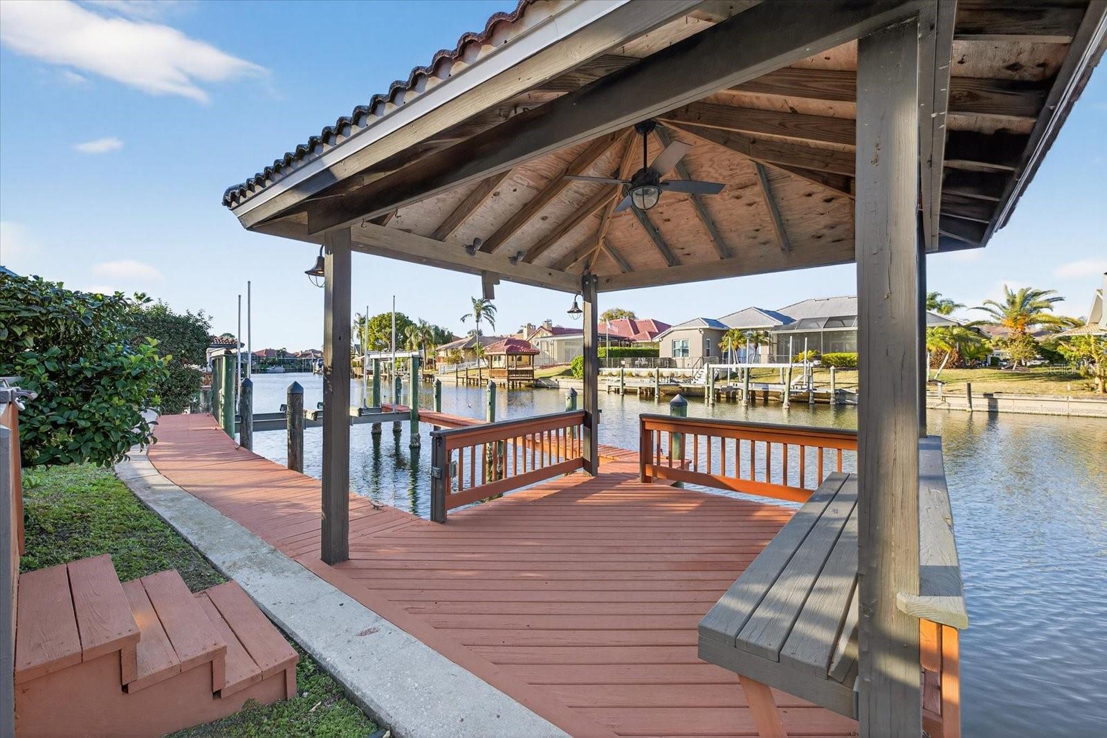 Image 9 of 50 For 5510 Longboat Boulevard