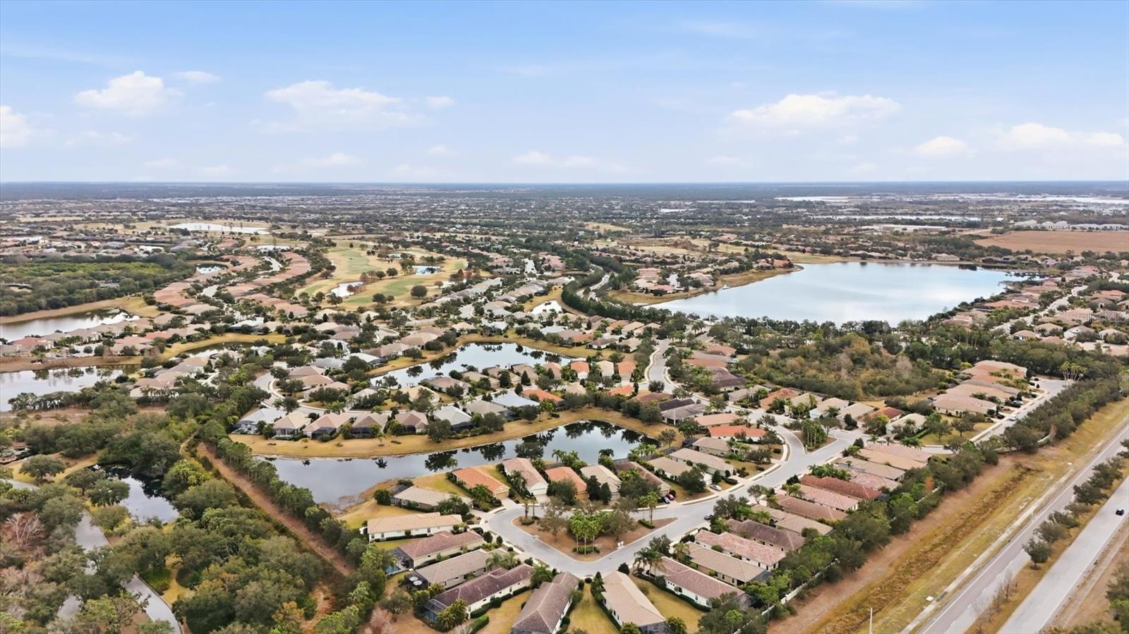 Image 5 of 86 For 7123 Westhill Court