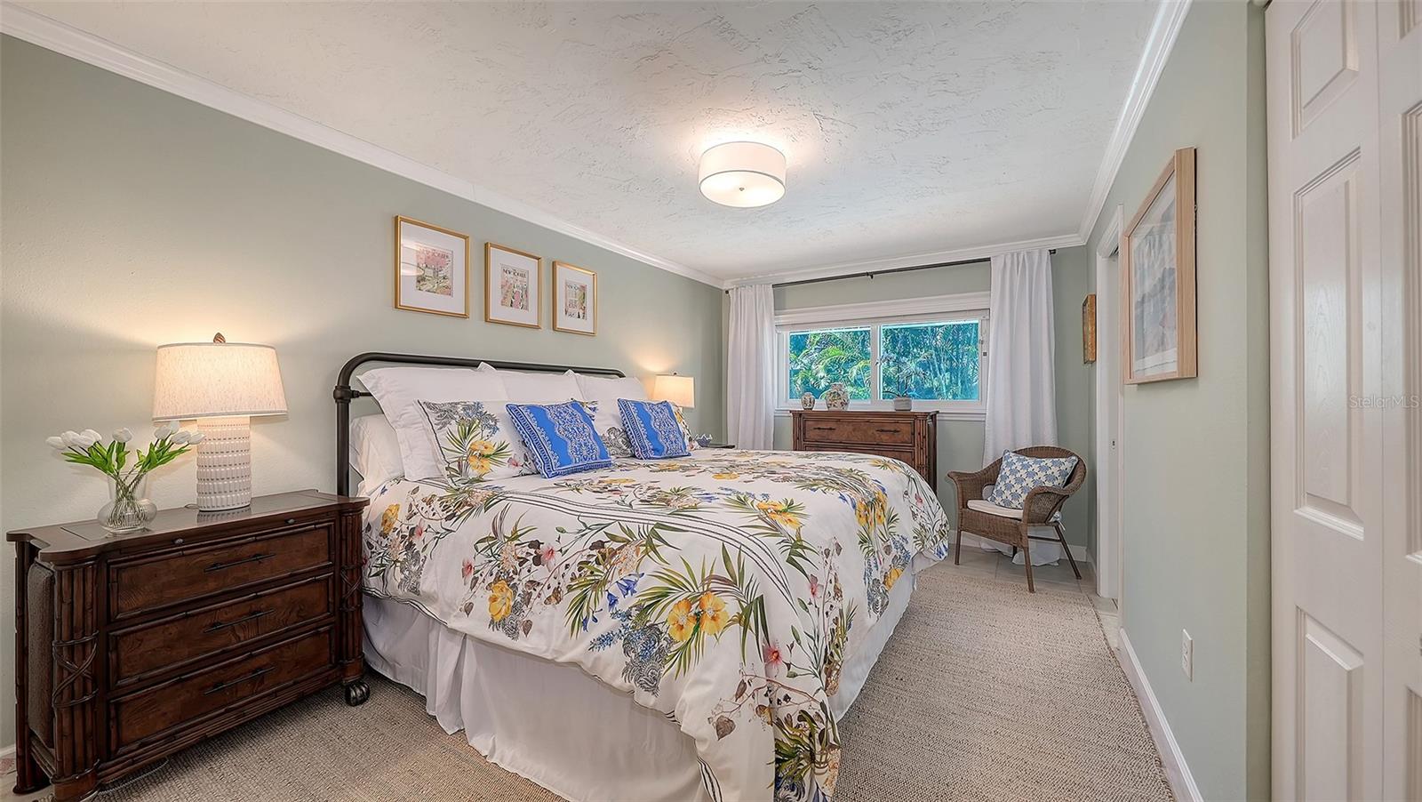 Image 15 of 58 For 454 Palmetto Court