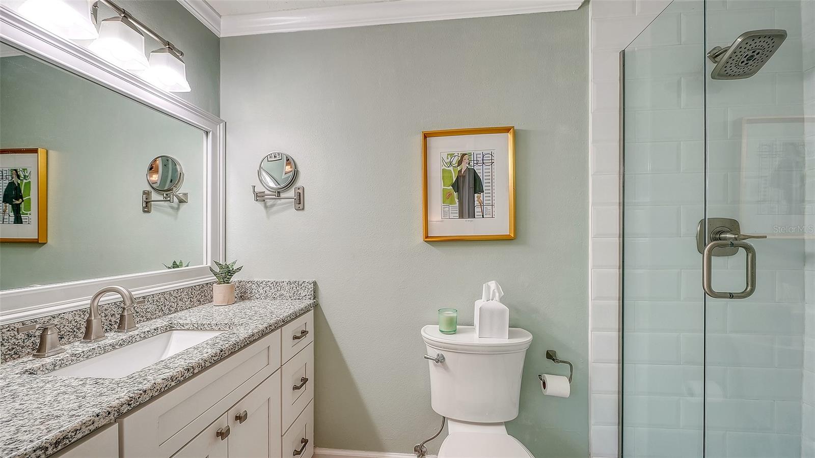 Image 16 of 58 For 454 Palmetto Court