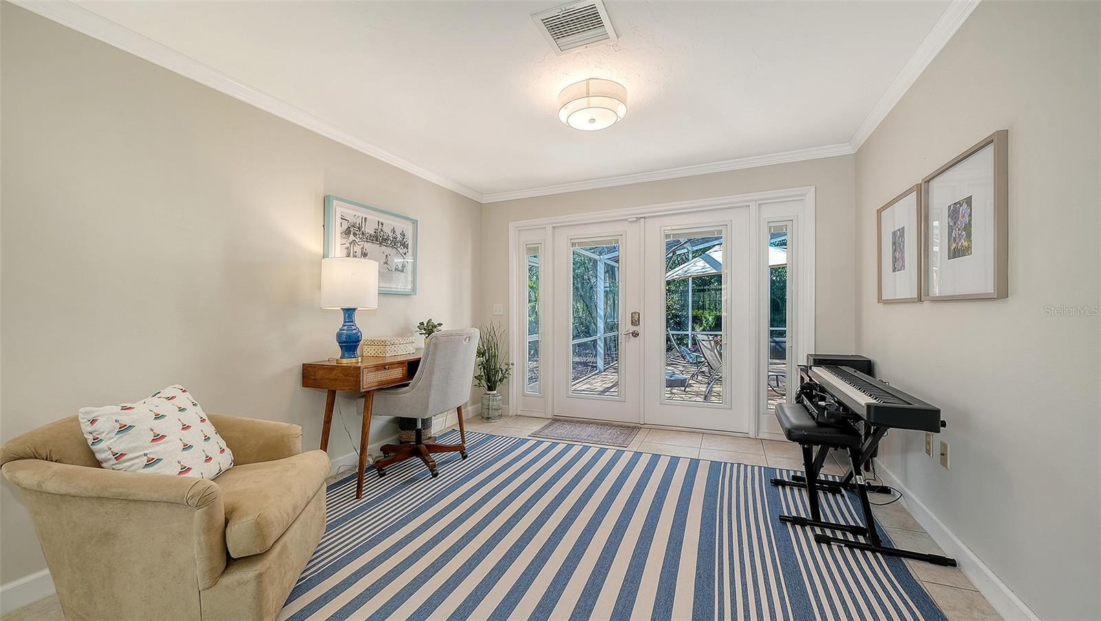 Image 28 of 58 For 454 Palmetto Court