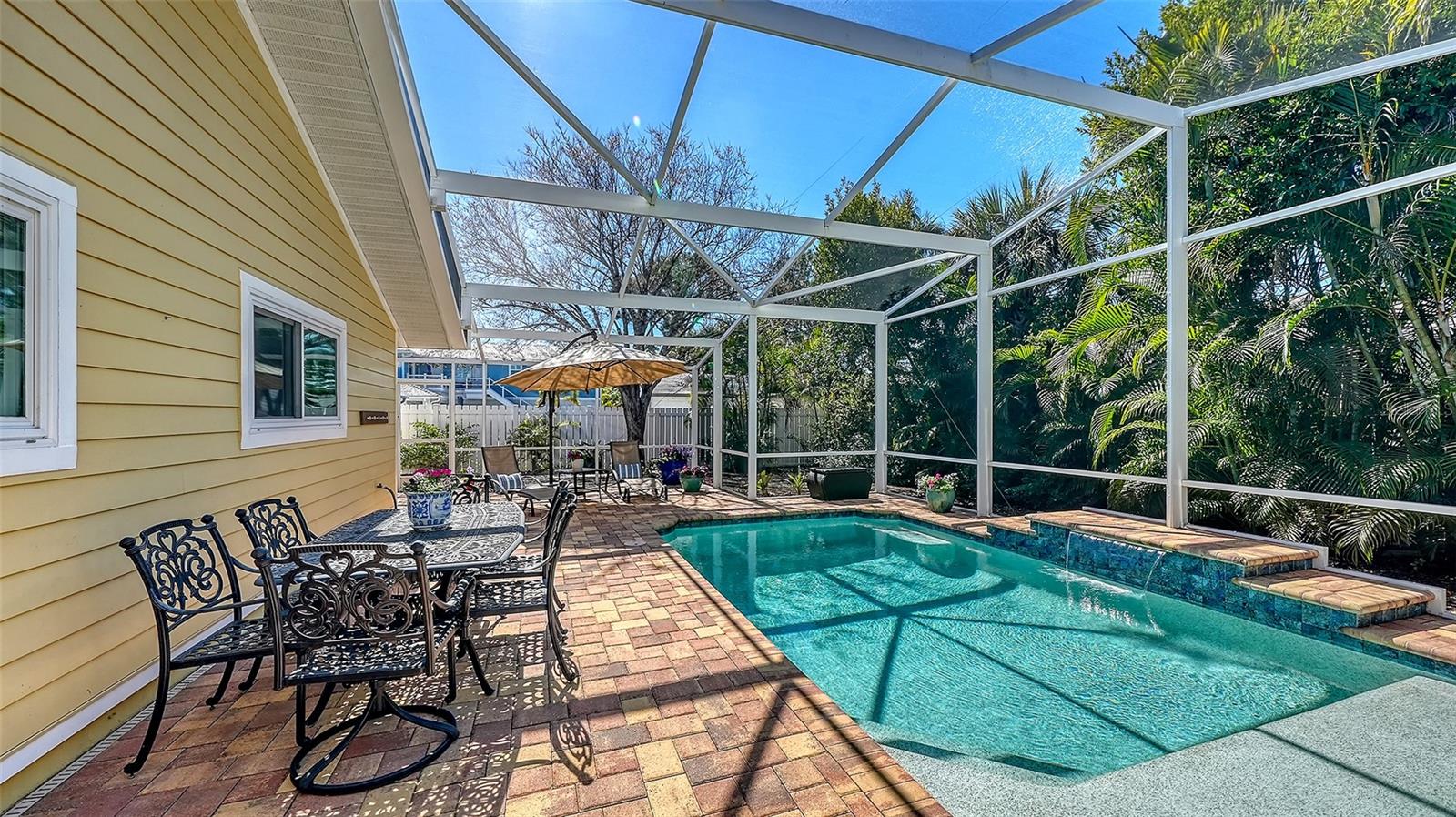 Image 29 of 58 For 454 Palmetto Court