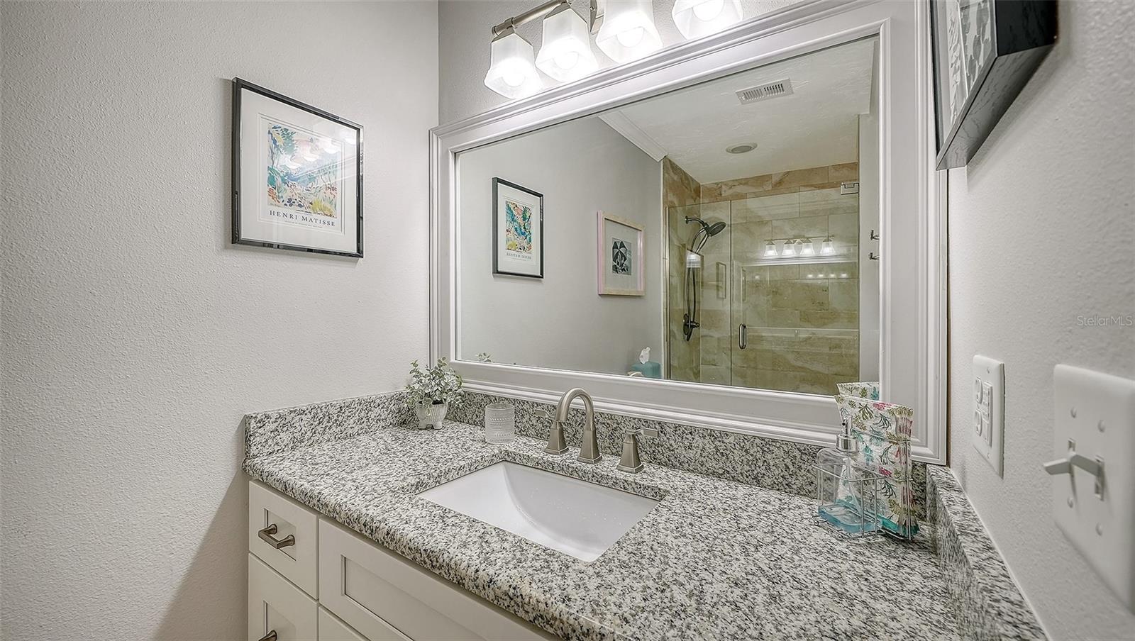 Image 33 of 58 For 454 Palmetto Court