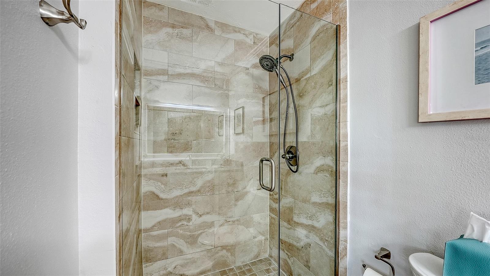 Image 34 of 58 For 454 Palmetto Court