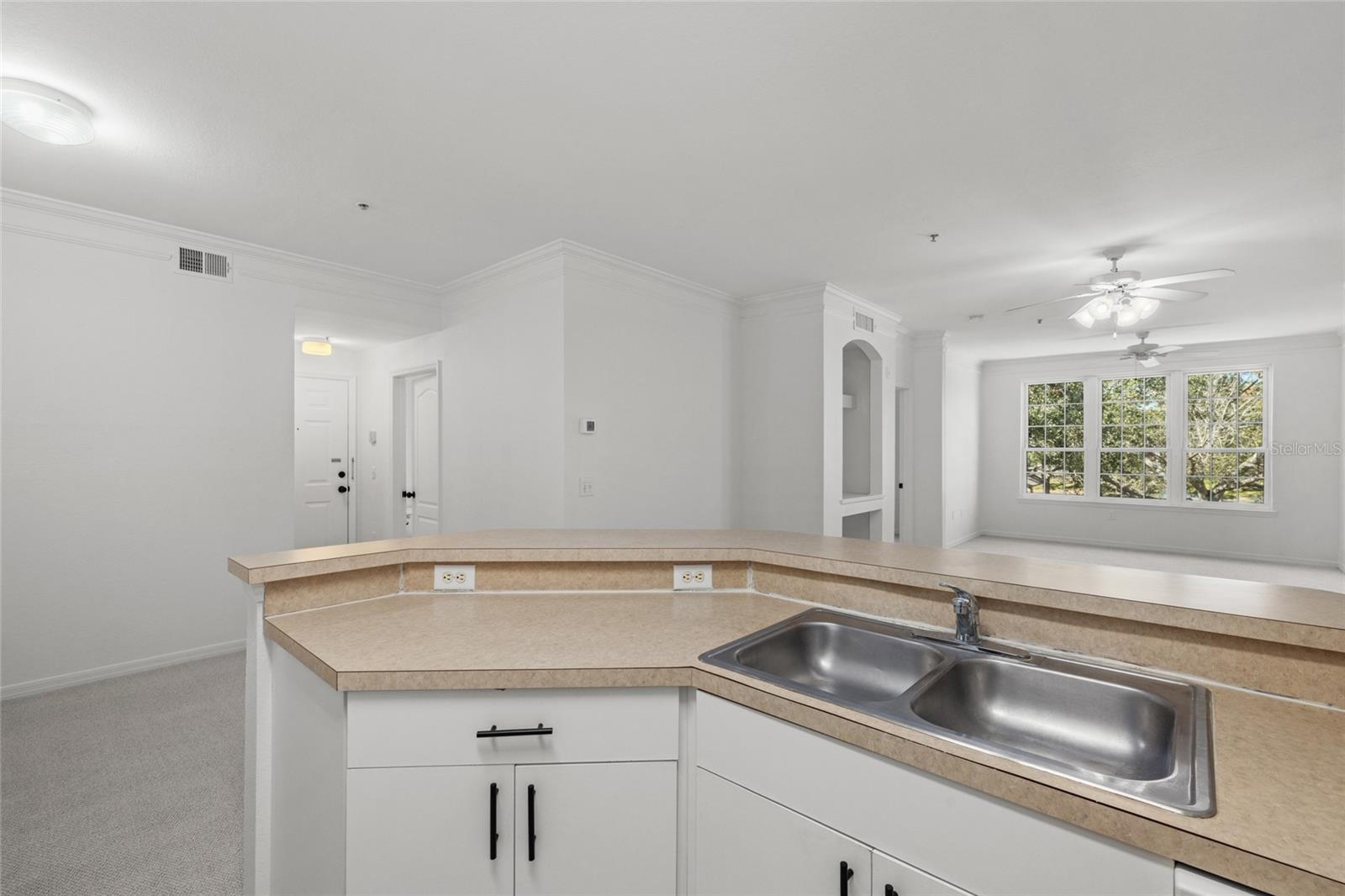 Image 11 of 57 For 4170 Central Sarasota Parkway 425