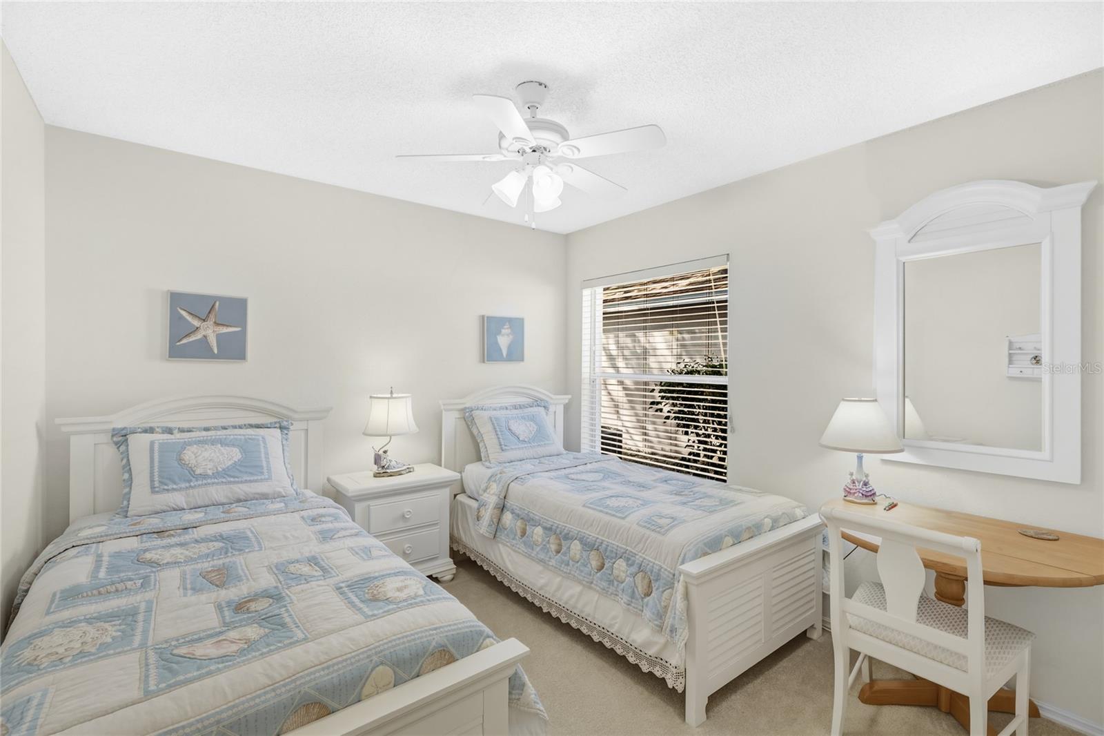 Image 20 of 40 For 3949 37th Street Court W