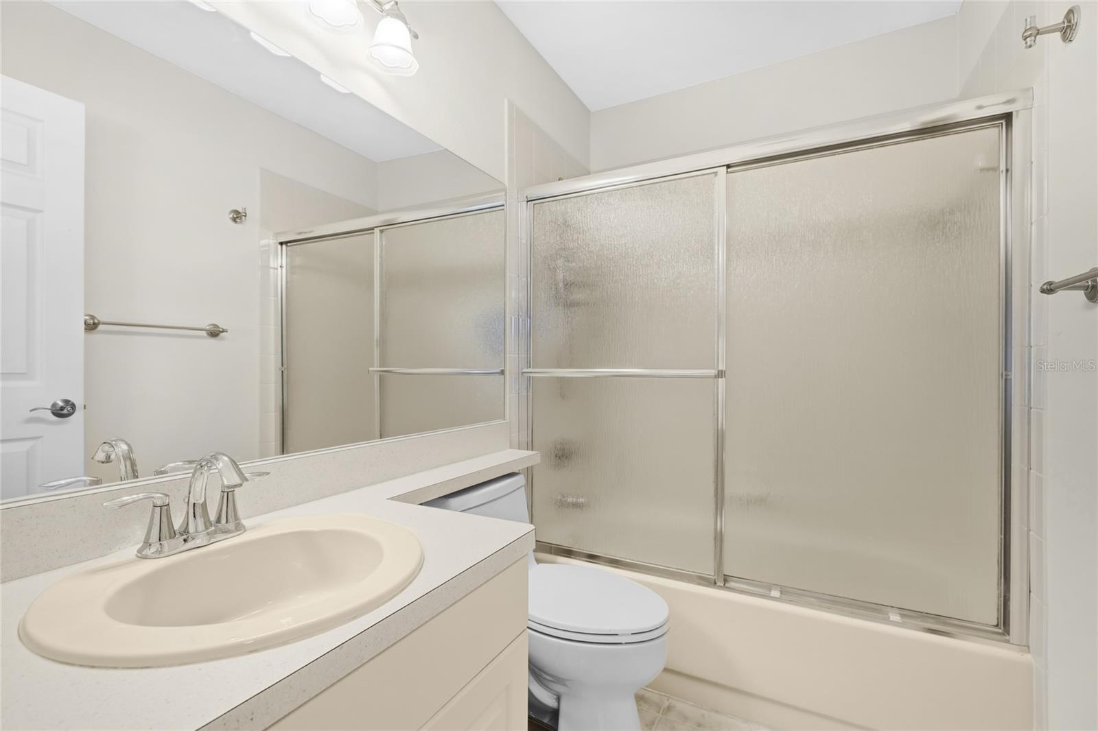 Image 22 of 40 For 3949 37th Street Court W