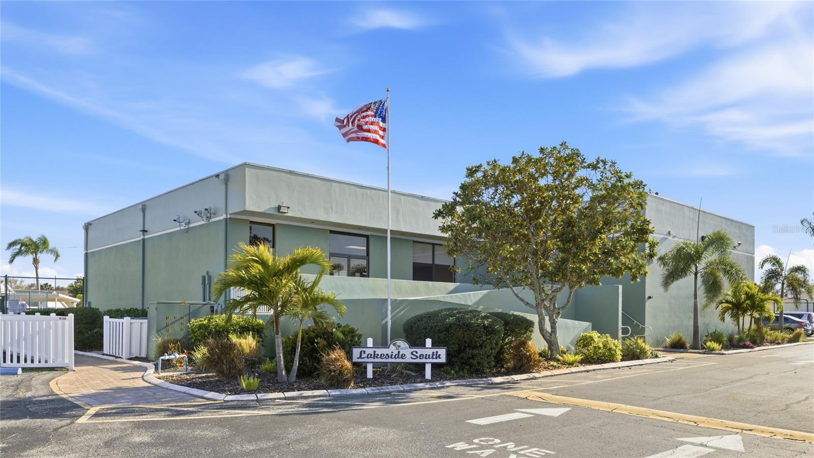 Image 29 of 40 For 3949 37th Street Court W