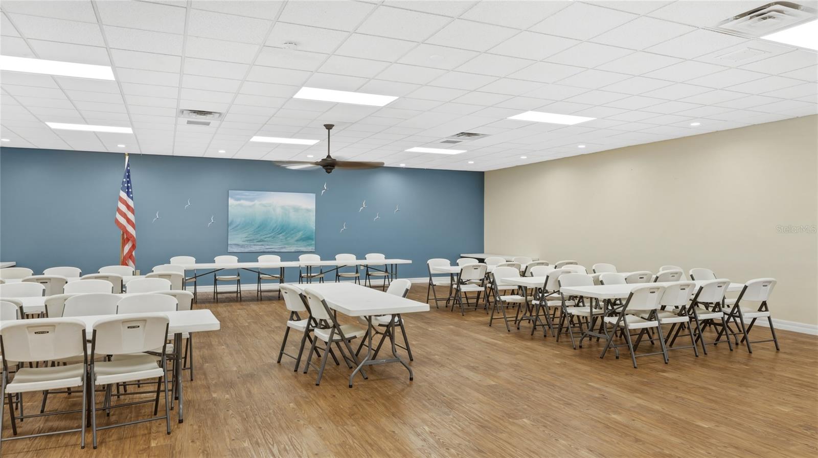 Image 33 of 40 For 3949 37th Street Court W