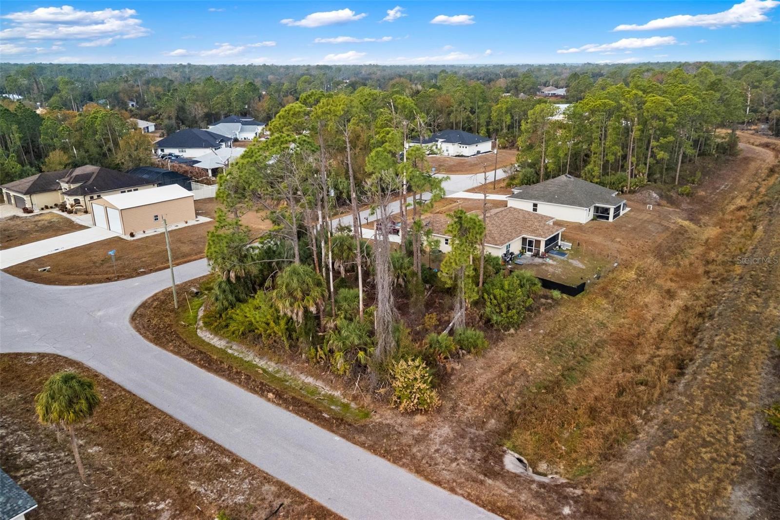 Image 4 of 9 For  Duma Way 