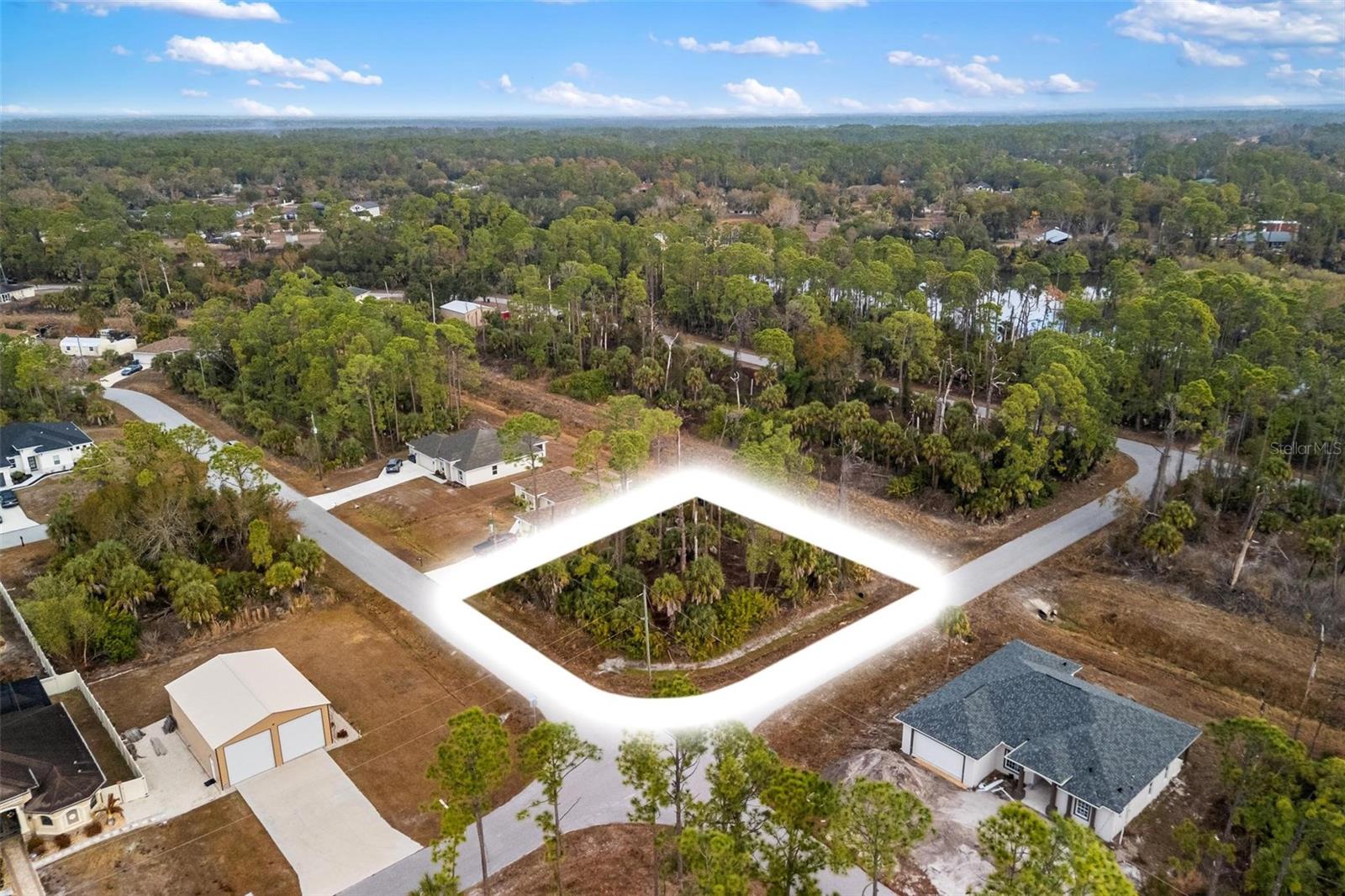 Image 7 of 9 For  Duma Way 