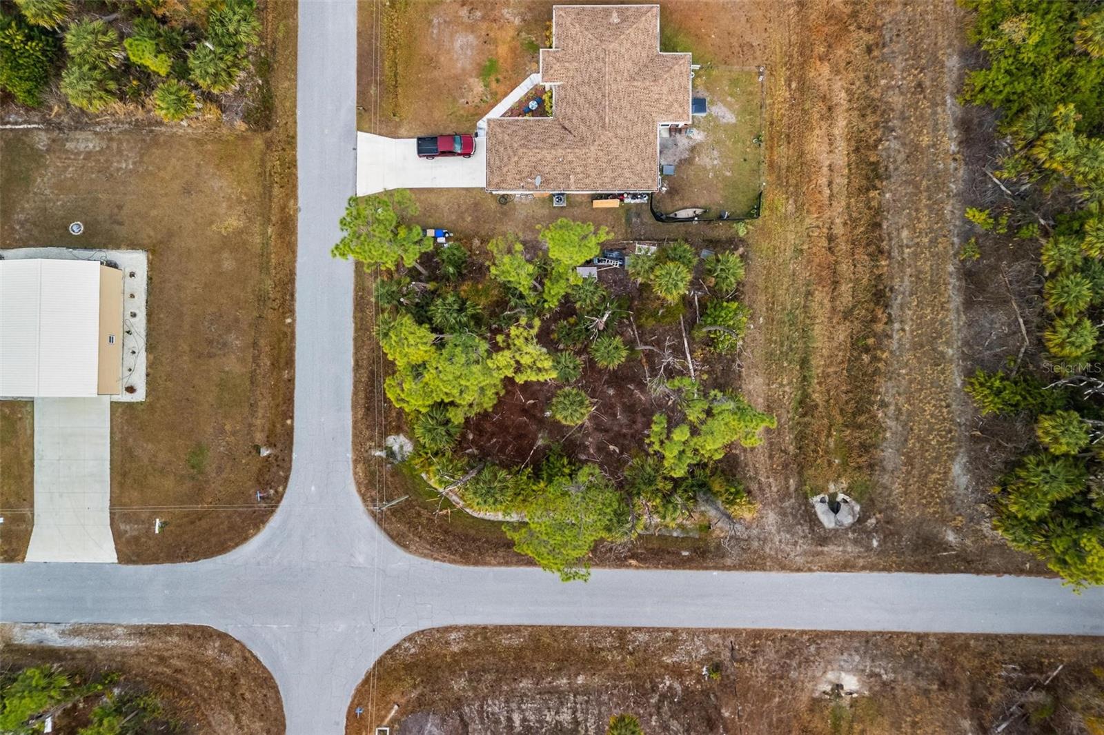 Image 8 of 9 For  Duma Way 