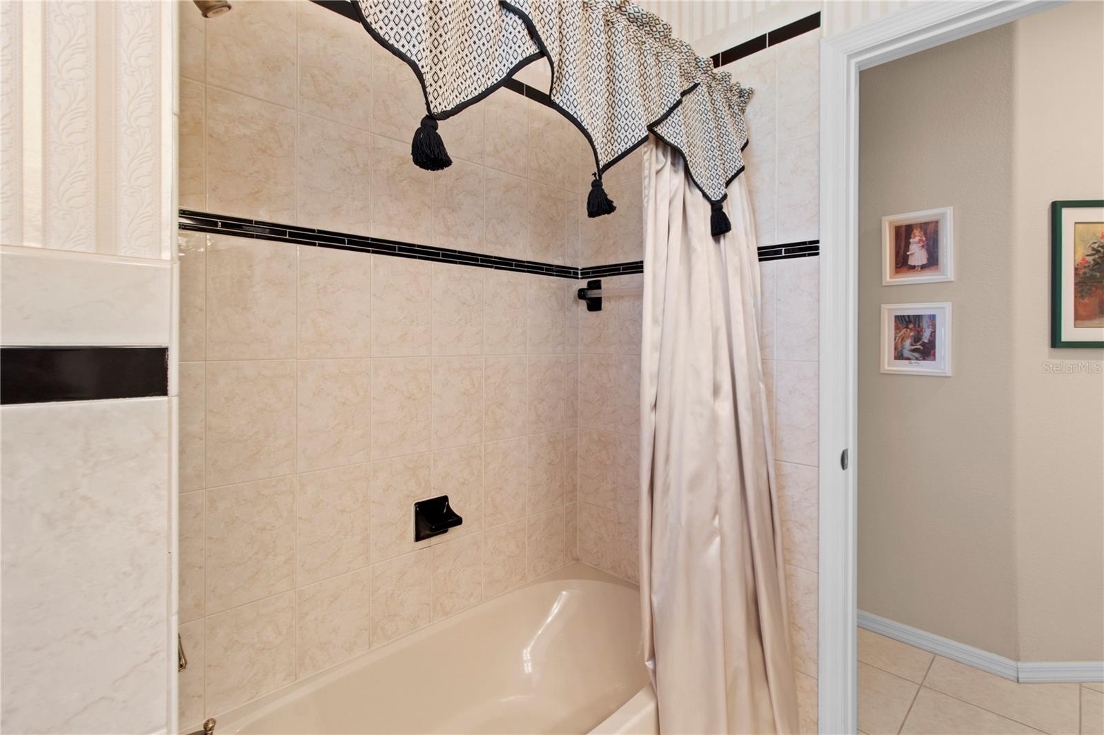 Image 40 of 74 For 7891 Kavanagh Court