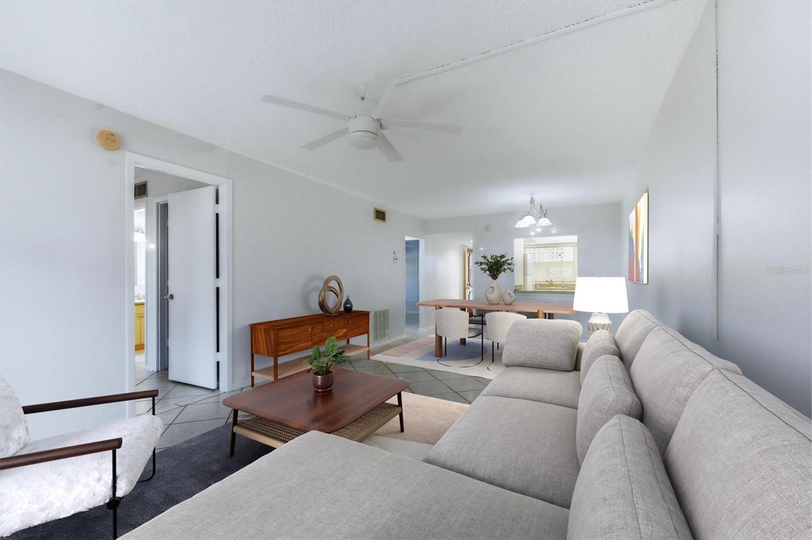 Image 9 of 51 For 2280 Stickney Point Rd  410