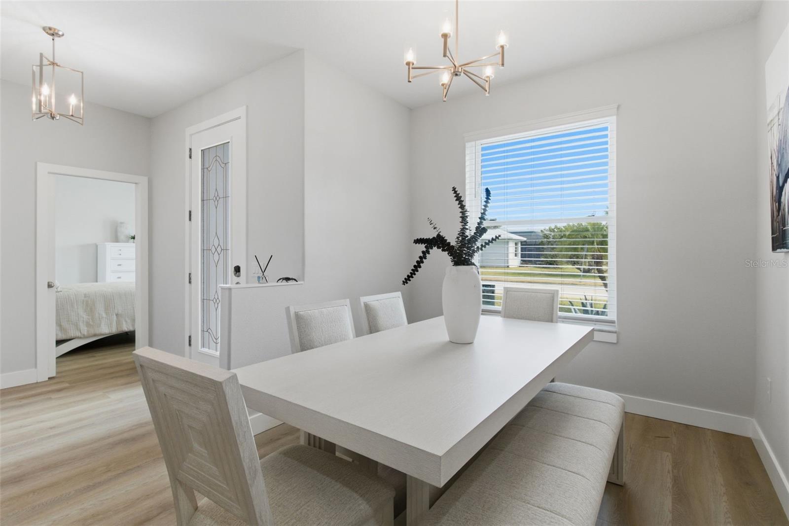 Image 15 of 43 For 2278 Vintage Street