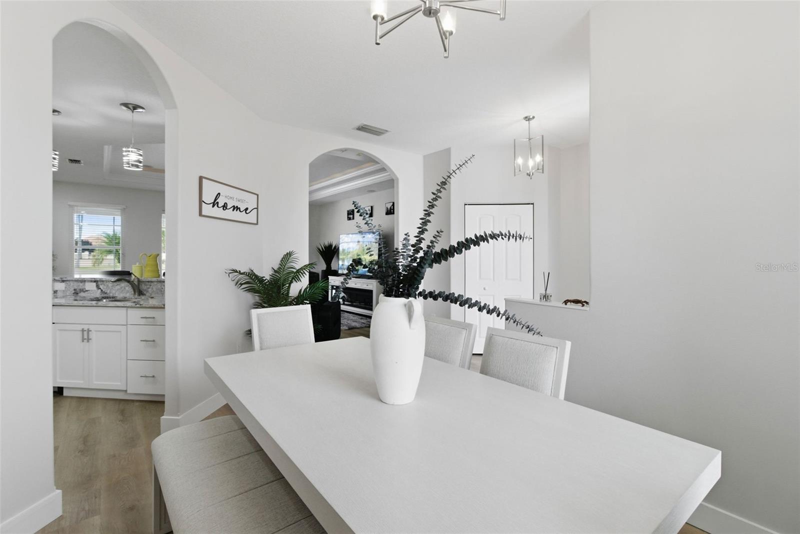 Image 17 of 43 For 2278 Vintage Street