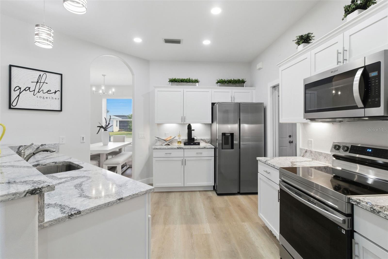 Image 19 of 43 For 2278 Vintage Street