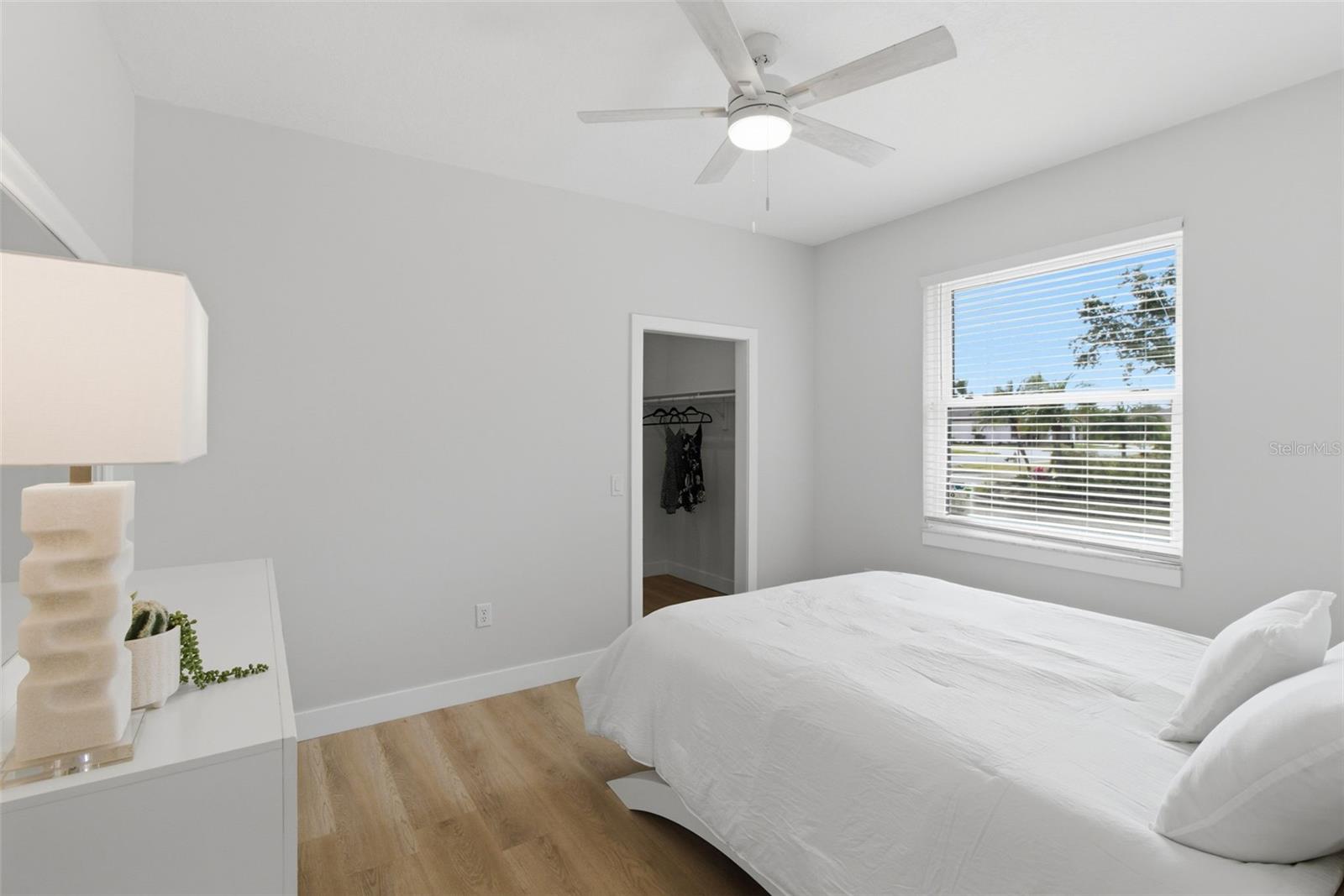 Image 35 of 43 For 2278 Vintage Street