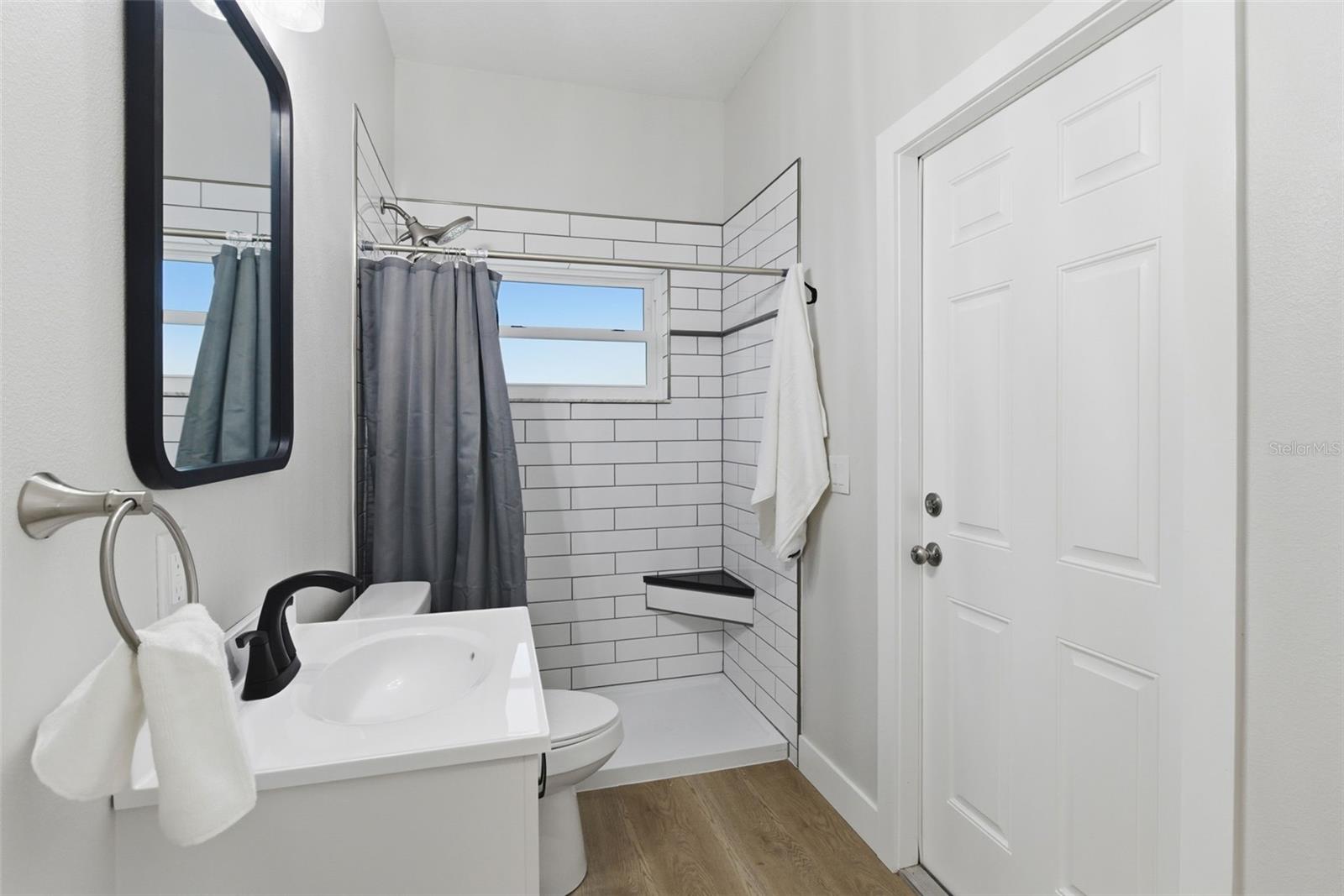 Image 41 of 43 For 2278 Vintage Street