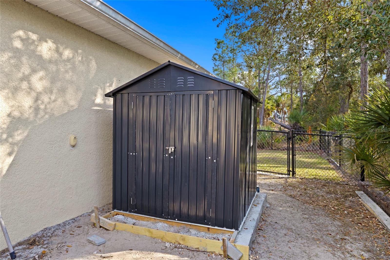 Image 35 of 38 For 4989 Ageman Avenue