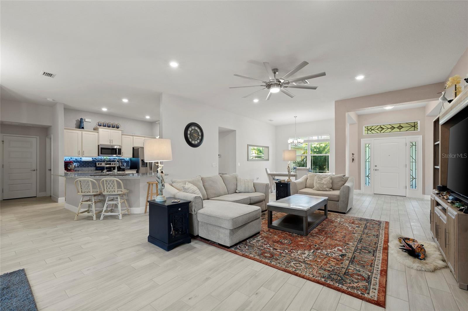 Image 8 of 38 For 4989 Ageman Avenue