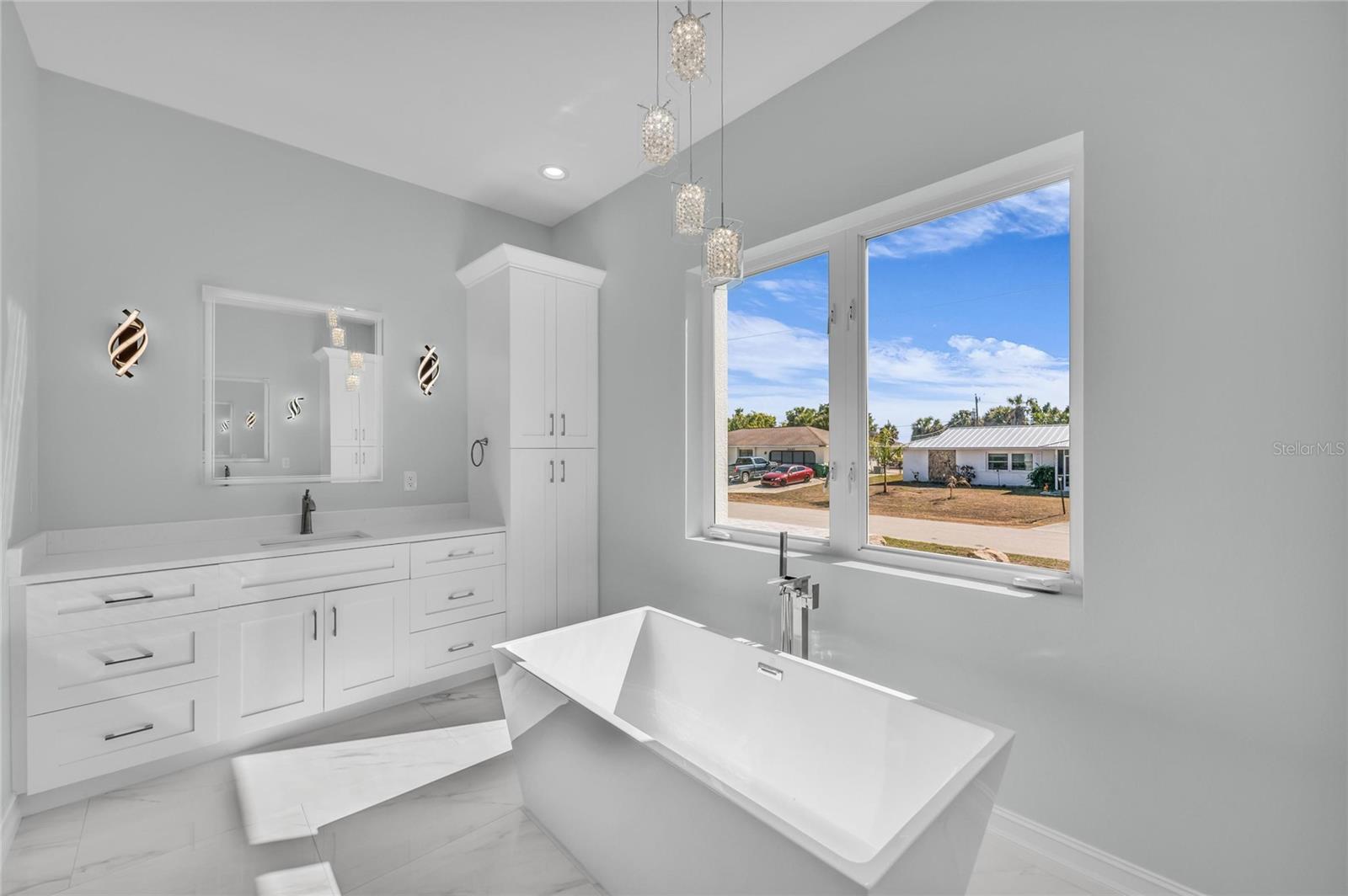 Image 38 of 73 For 18702 Arapahoe Circle